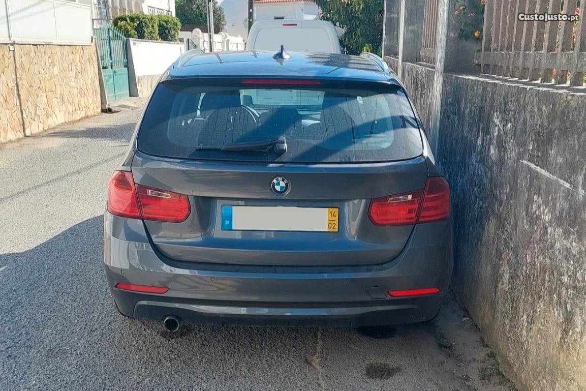 BMW 318 d Touring Automatico — fotografia 6