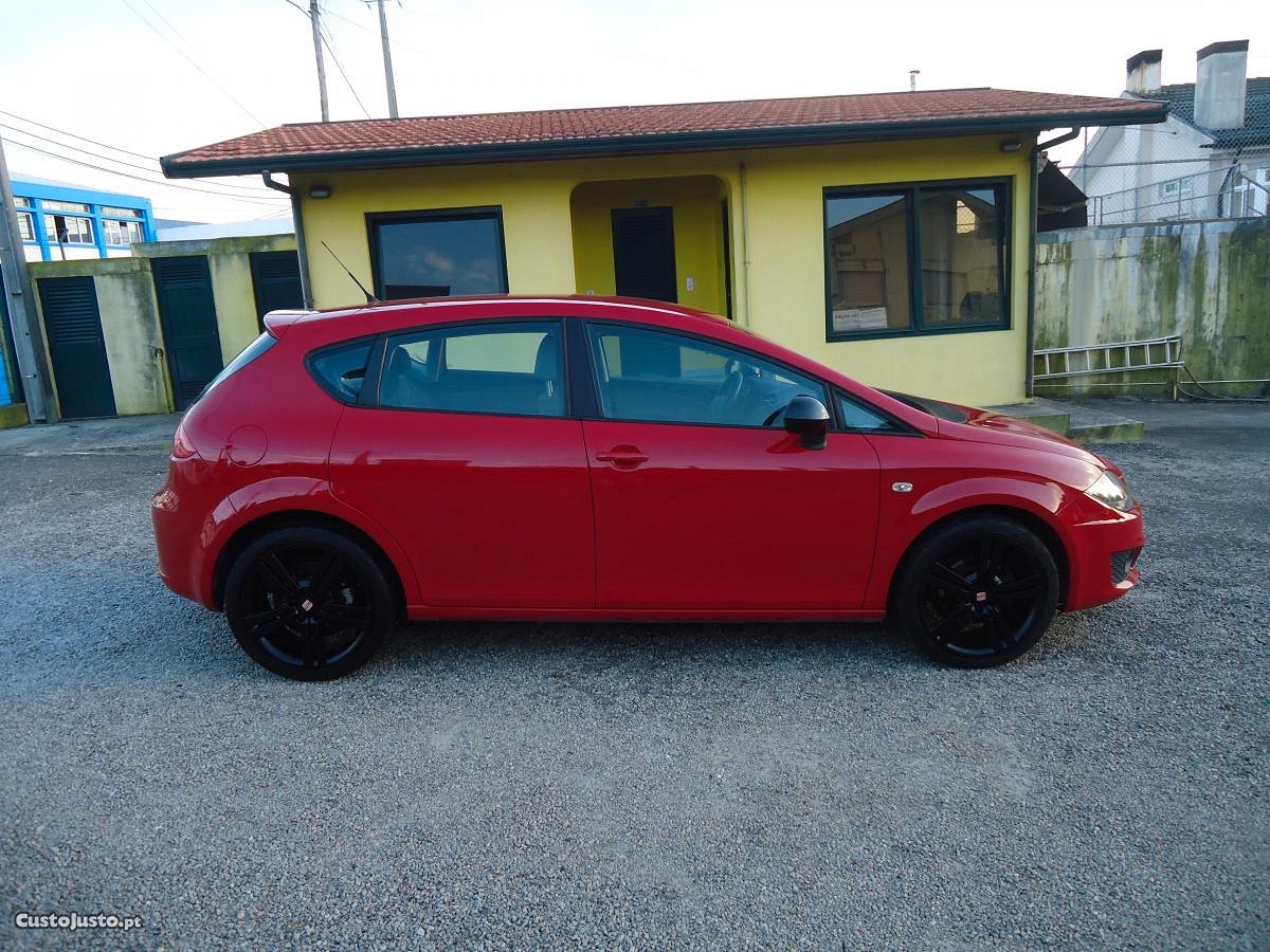 Seat Leon 1.6 TDI Sport — photo 4