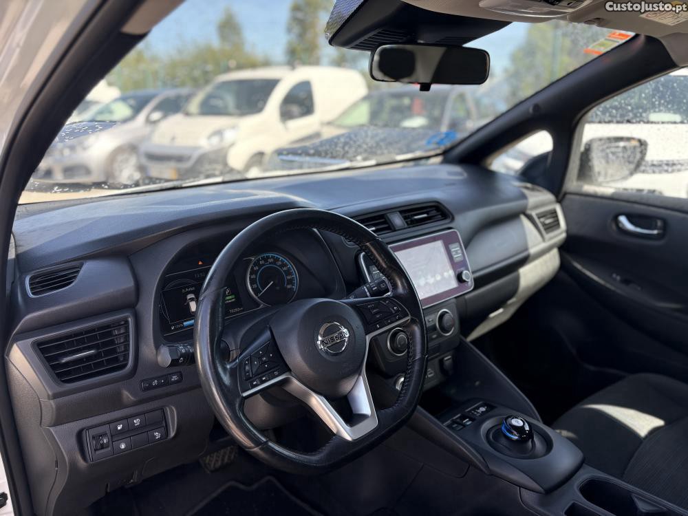 Nissan Leaf 40 kWh Acenta Autono - 22 — photo 5