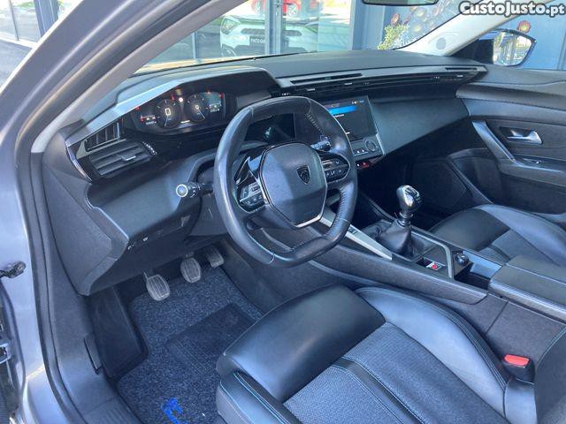 Peugeot 308 1.5 BlueHDi Active P — fotografia 20