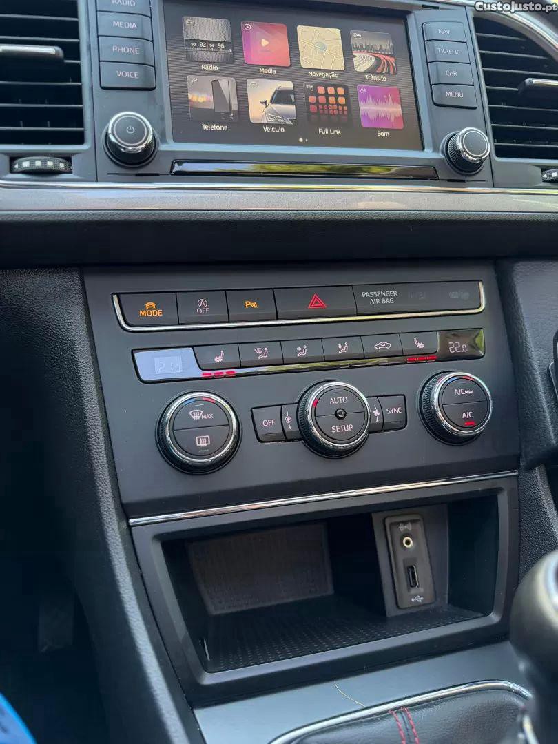 SEAT Leon 2.0 tdi look cupra — fotografia 10