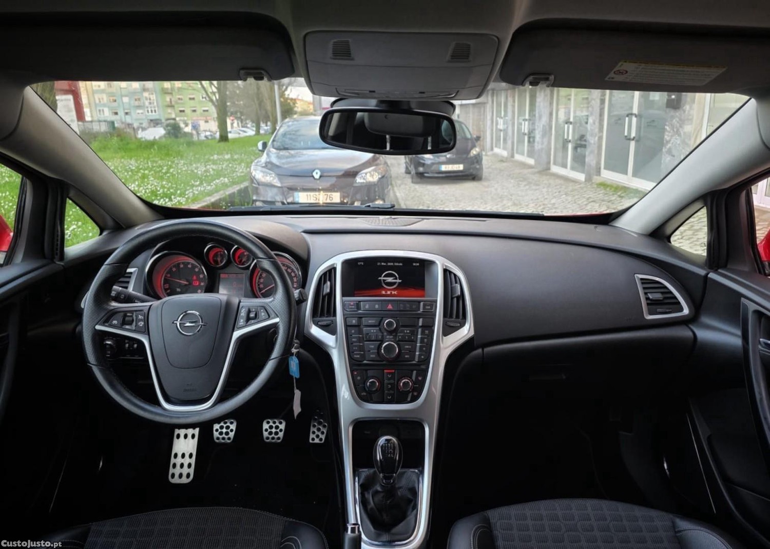Opel Astra 1.6 T S/S J20 — fotografia 19