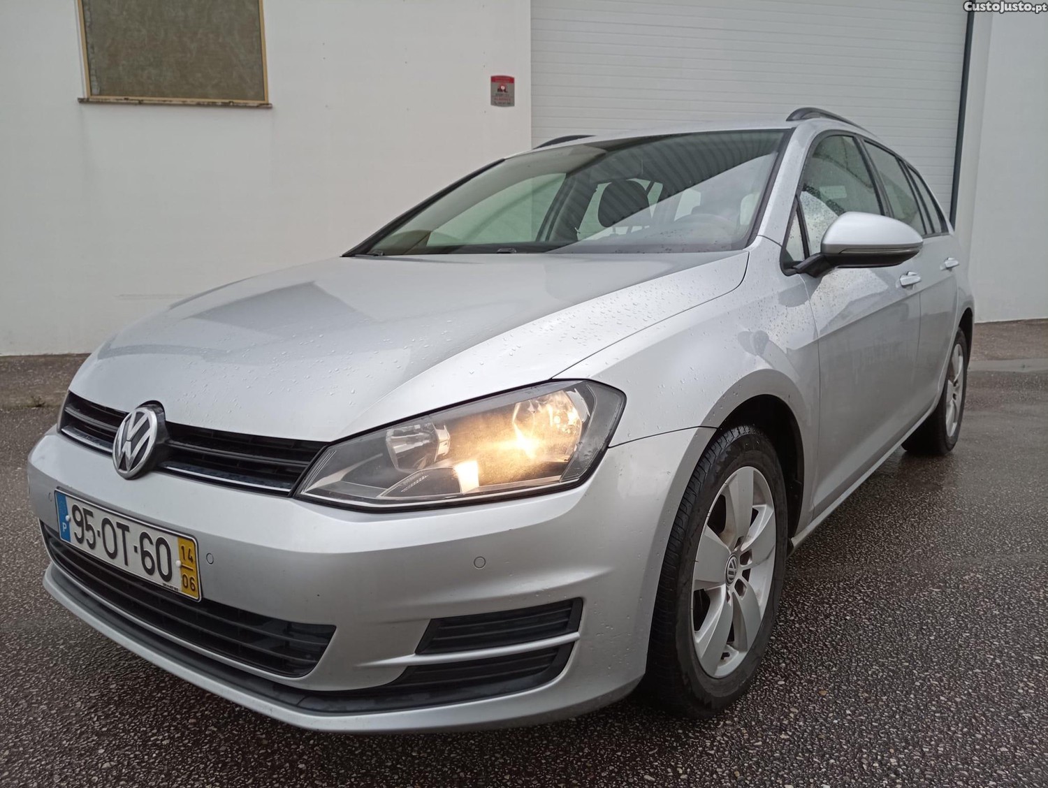 VW Golf 1.6 tdi bluemotion - 14 — photo 2