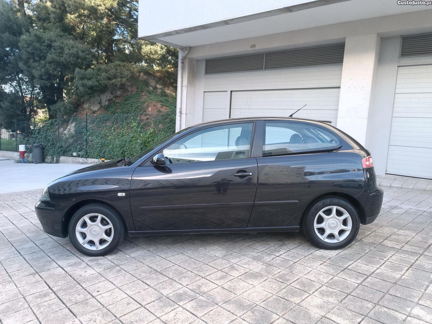 Seat Ibiza 1.2i 3 portas ac — photo 5