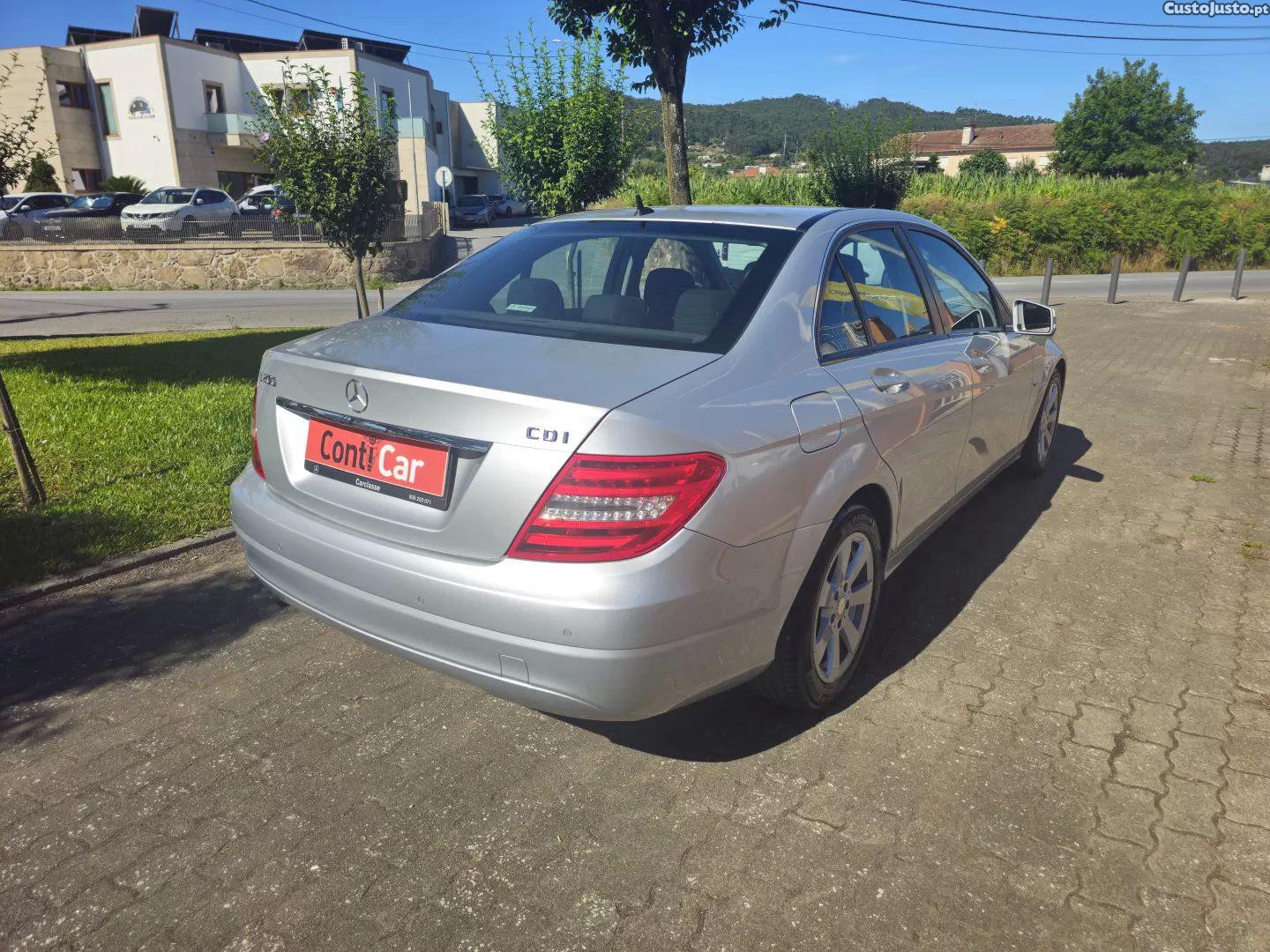 Mercedes-Benz C 200 Cdi classic blueefficiency — fotografia 9
