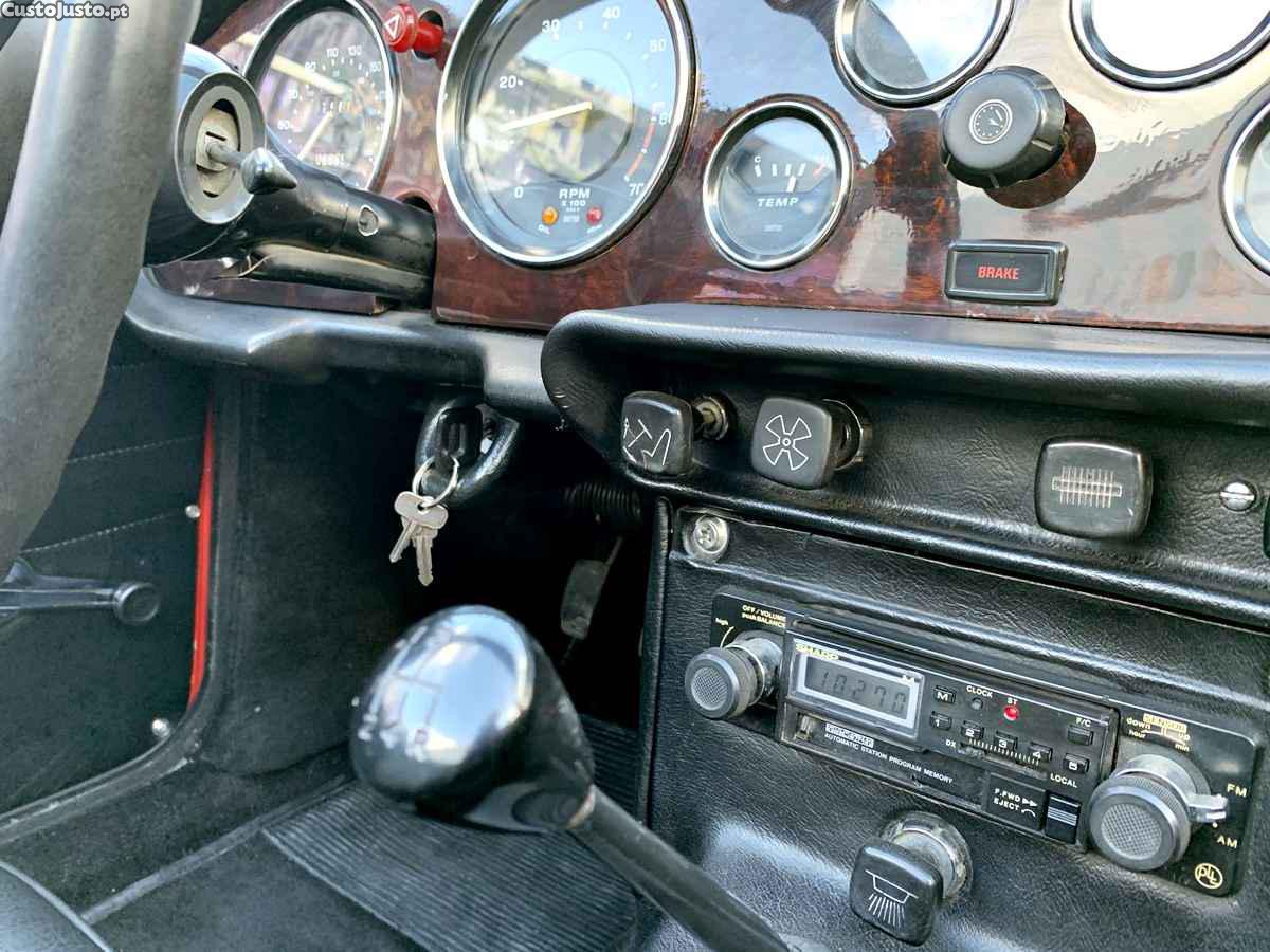 Triumph TR6 Restaurado — fotografia 39