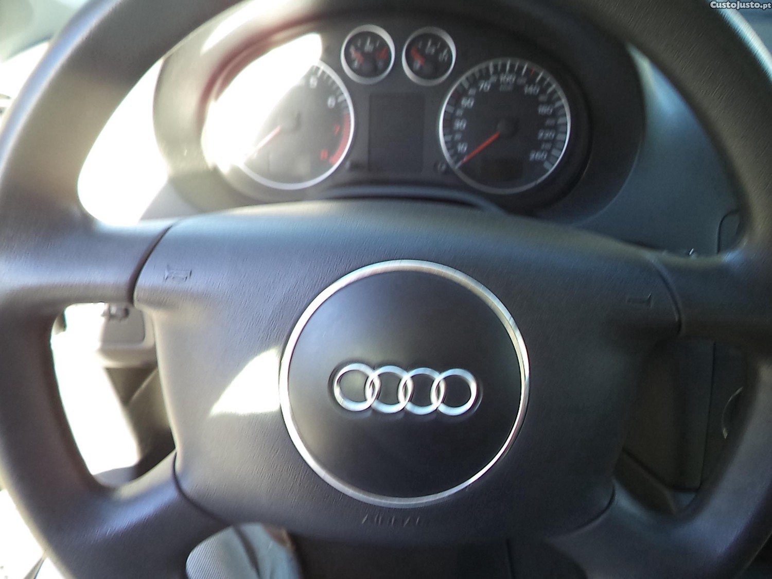 Audi A3 1.6-gasolina  3p-- 2003-170000 km — photo 5