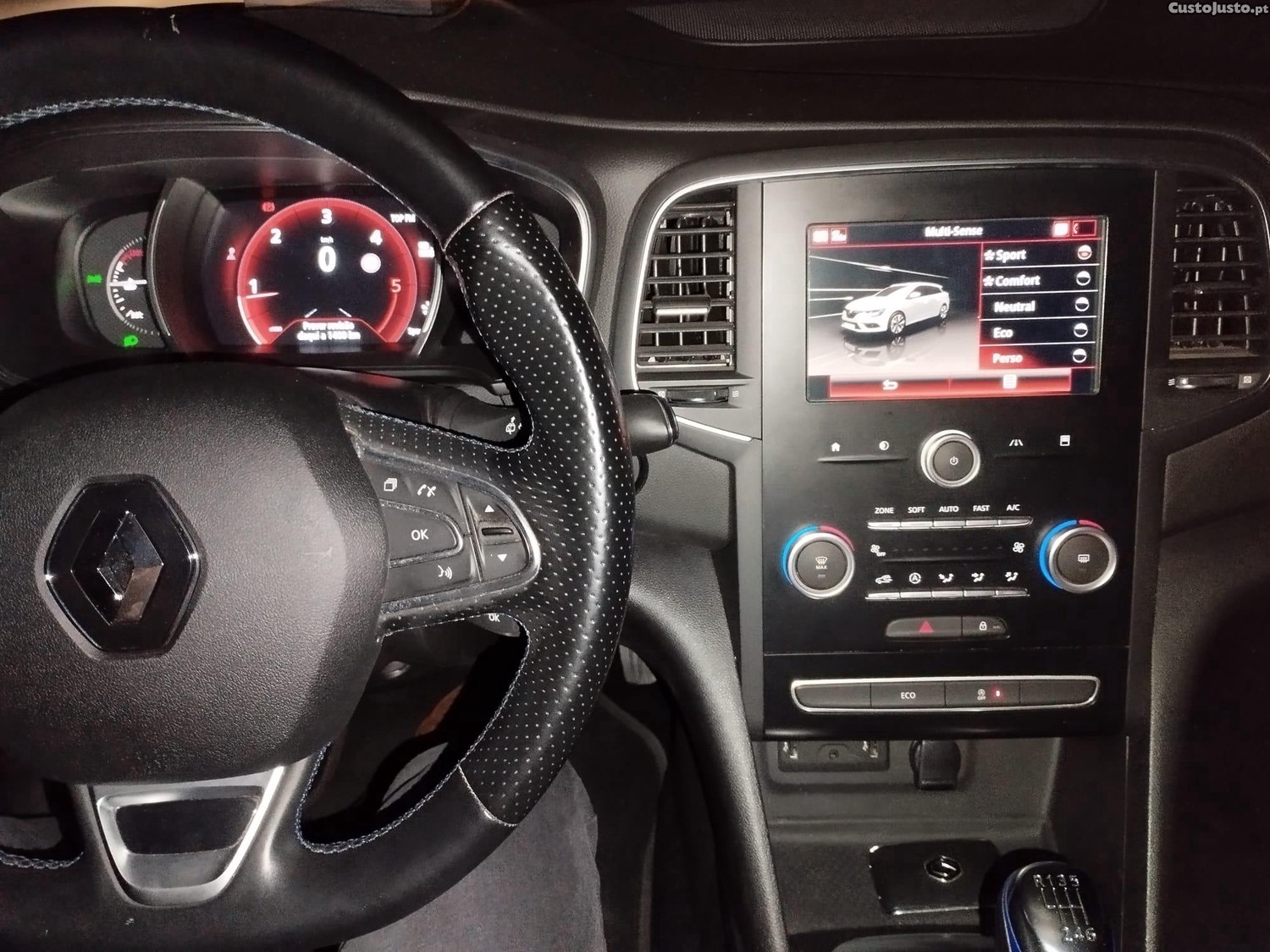 Renault Mégane GT Line 1.5 DCi 110 CV — fotografia 4