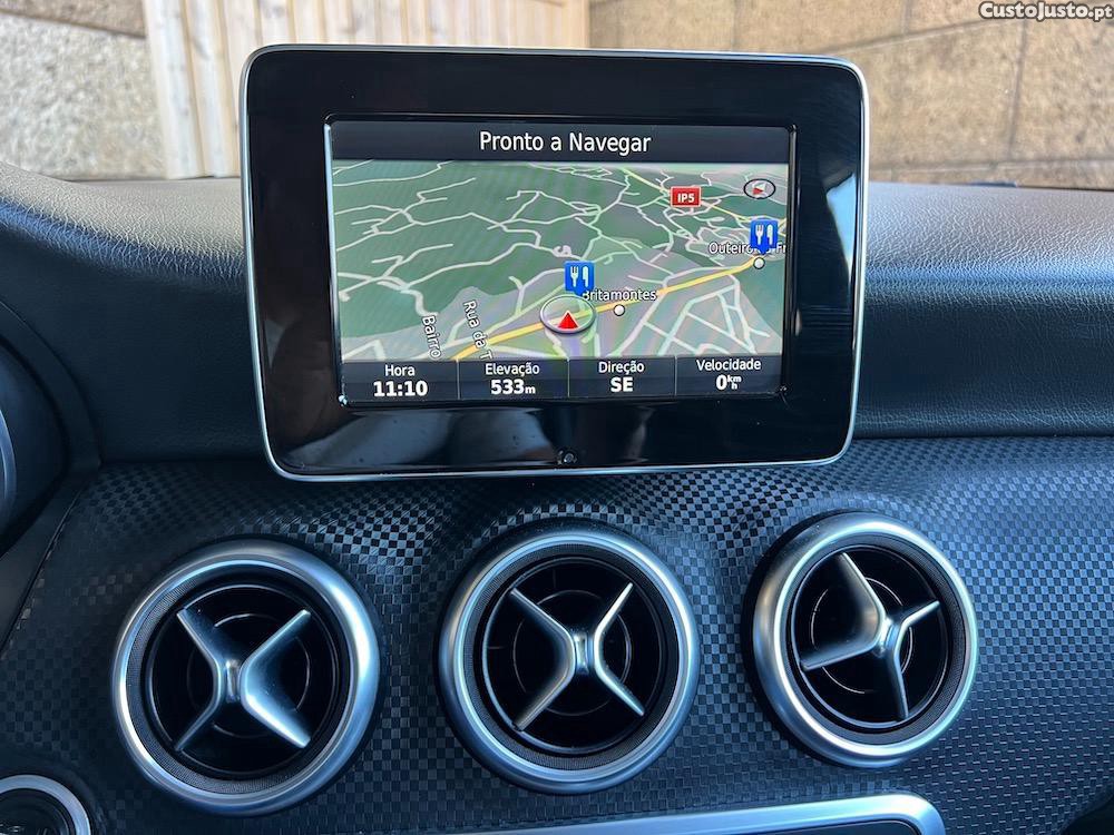 Mercedes-Benz A 180 d Urban GPS Camara — fotografia 7