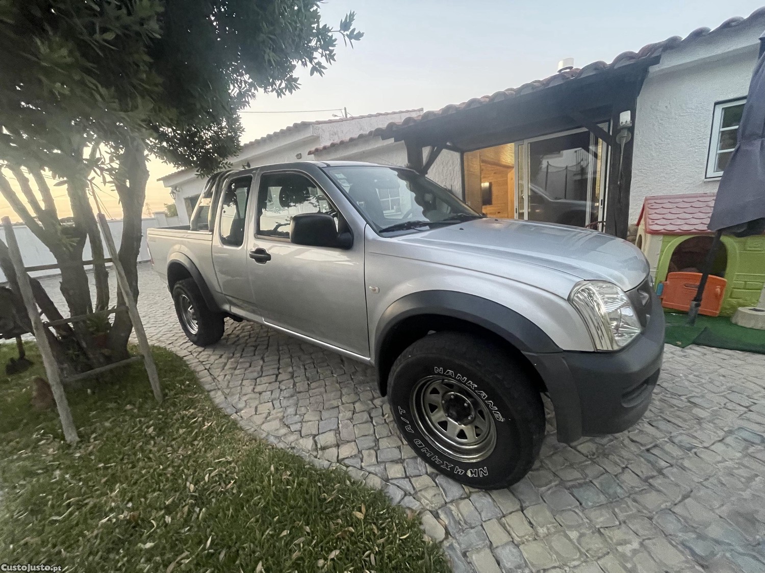 Isuzu PickUp Rodei — photo 4
