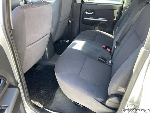 Isuzu D-Max 2.5 DTi CD 2WD LS CM - 10 — photo 5