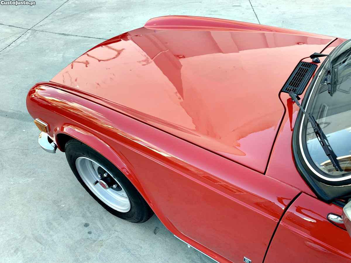 Triumph TR6 Restaurado — fotografia 7