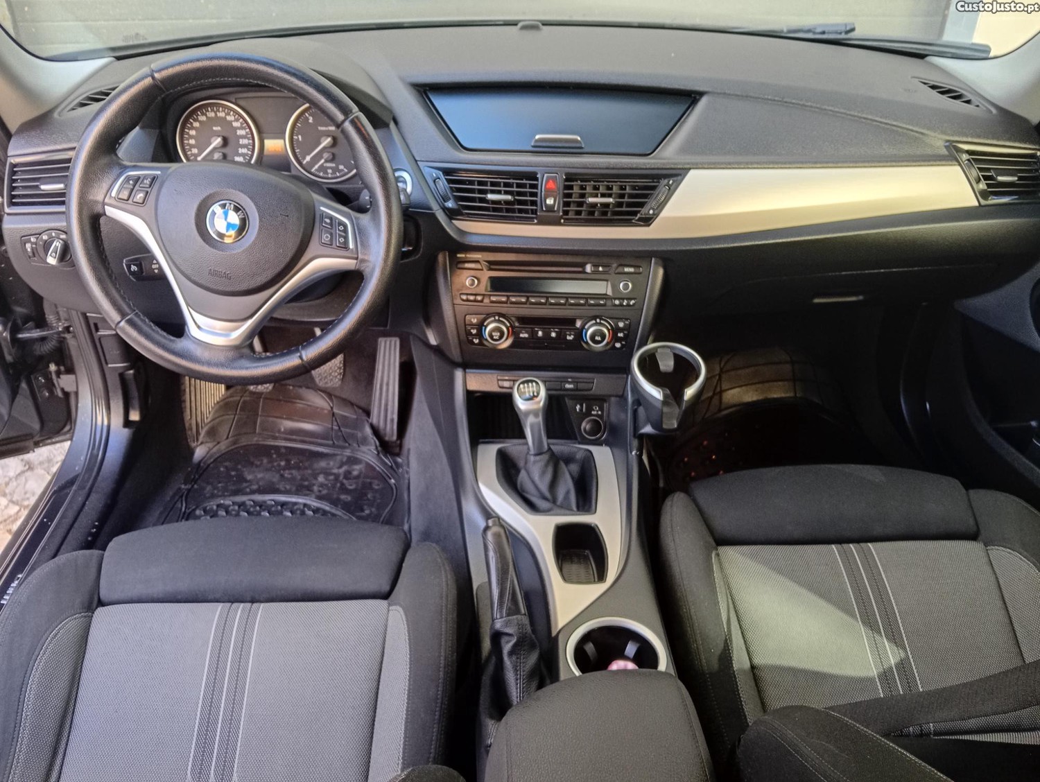 BMW X1 Sdrive16 — photo 5