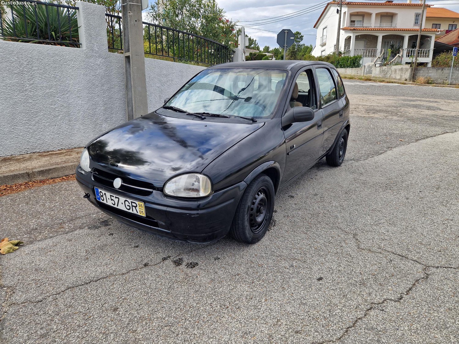 Opel Corsa 1.2 — photo 2