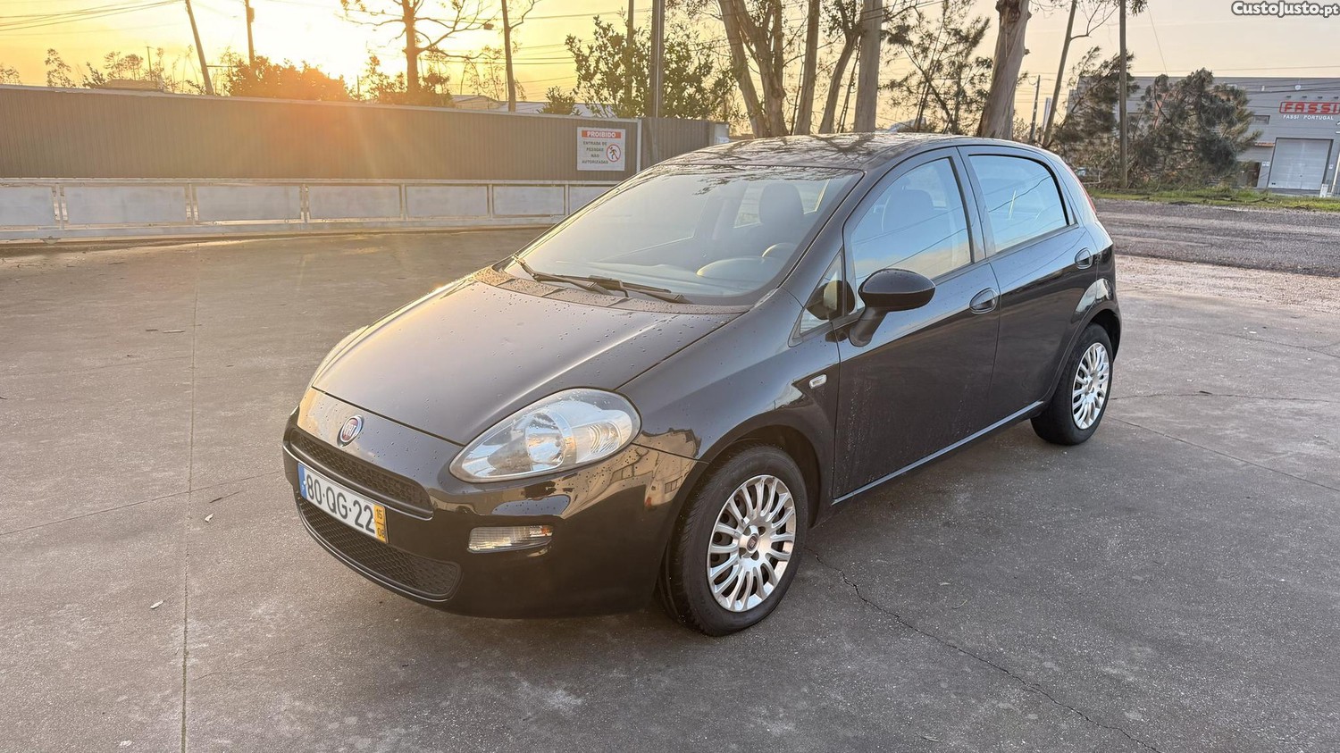 Fiat Punto 1.3 Multijet de 2015 - 15 foto 2