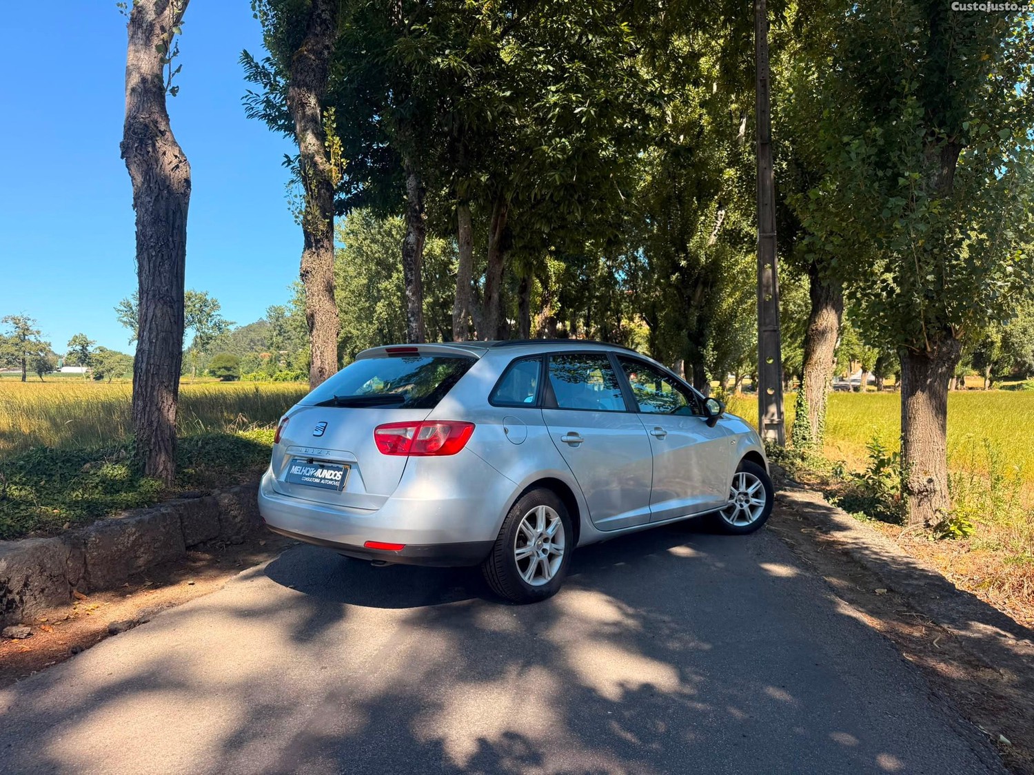 SEAT Ibiza 1.2 TDi Reference — fotografia 15
