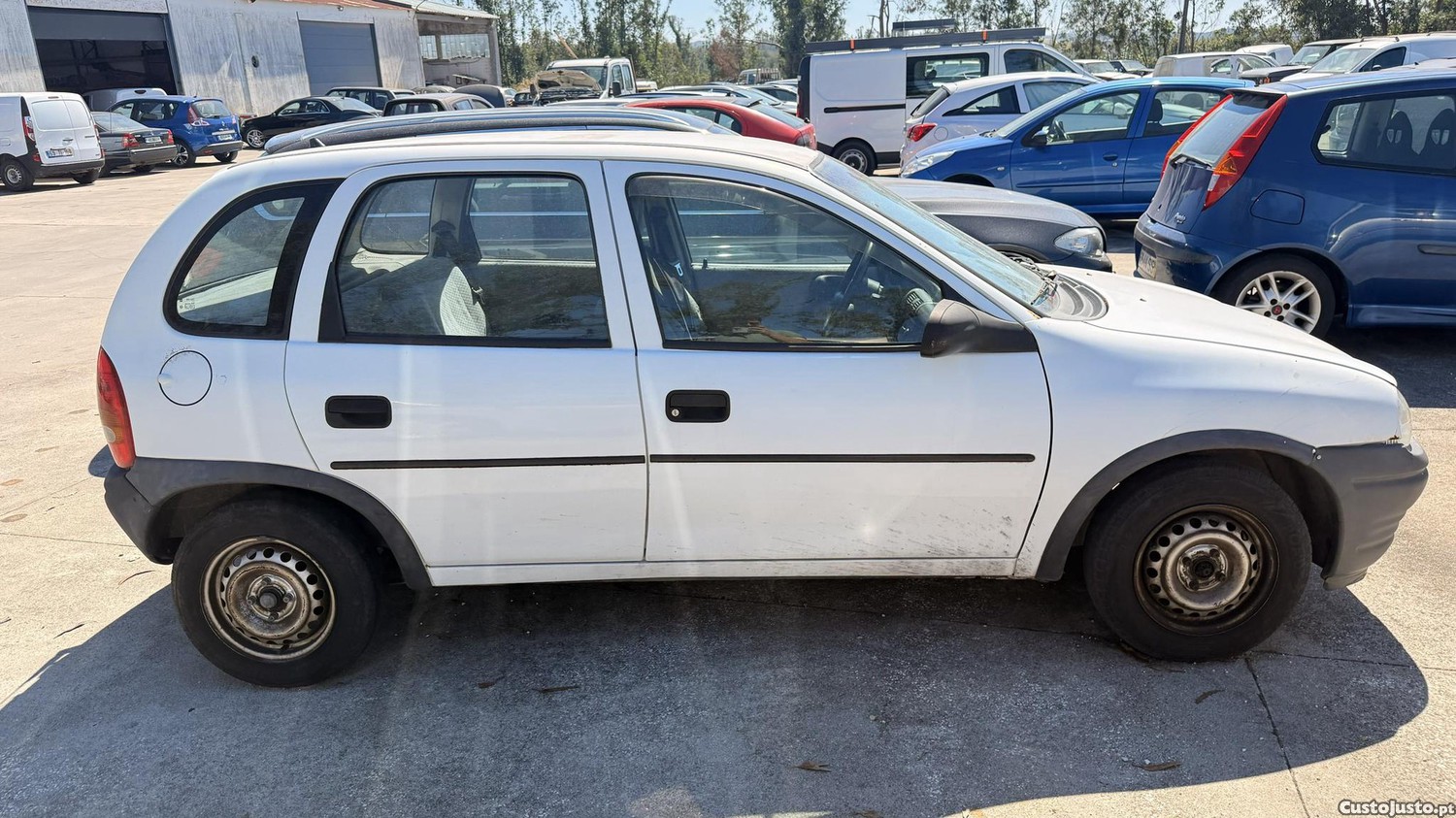 Opel Corsa B 1.2i de 1995 - 95 foto 4