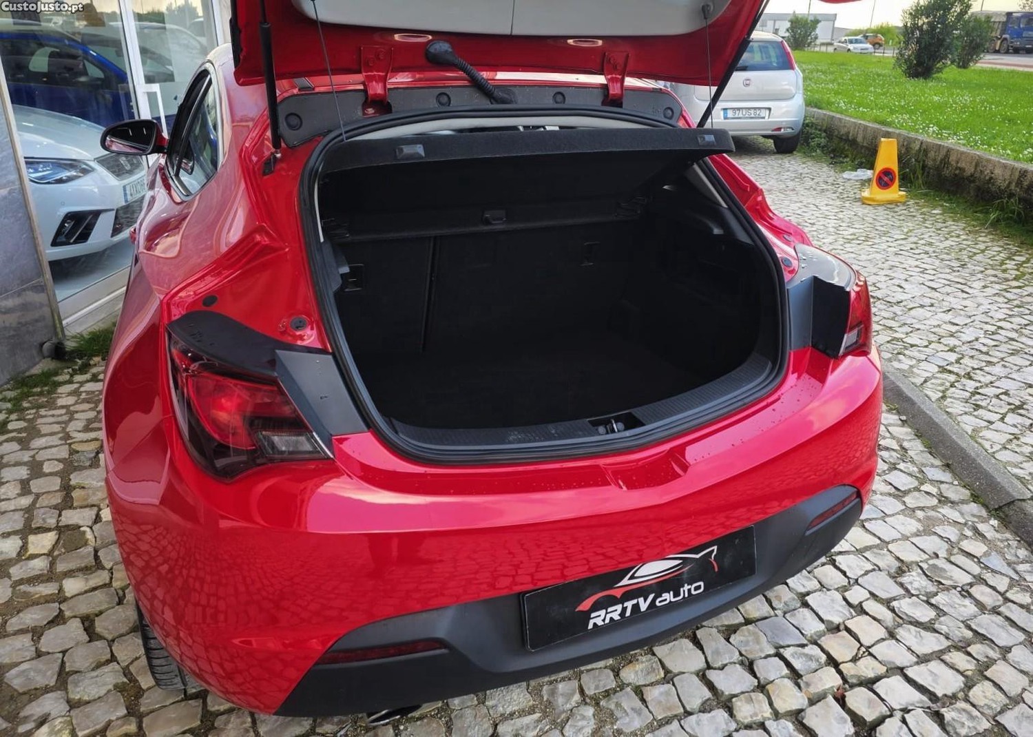 Opel Astra 1.6 T S/S J20 — fotografia 15