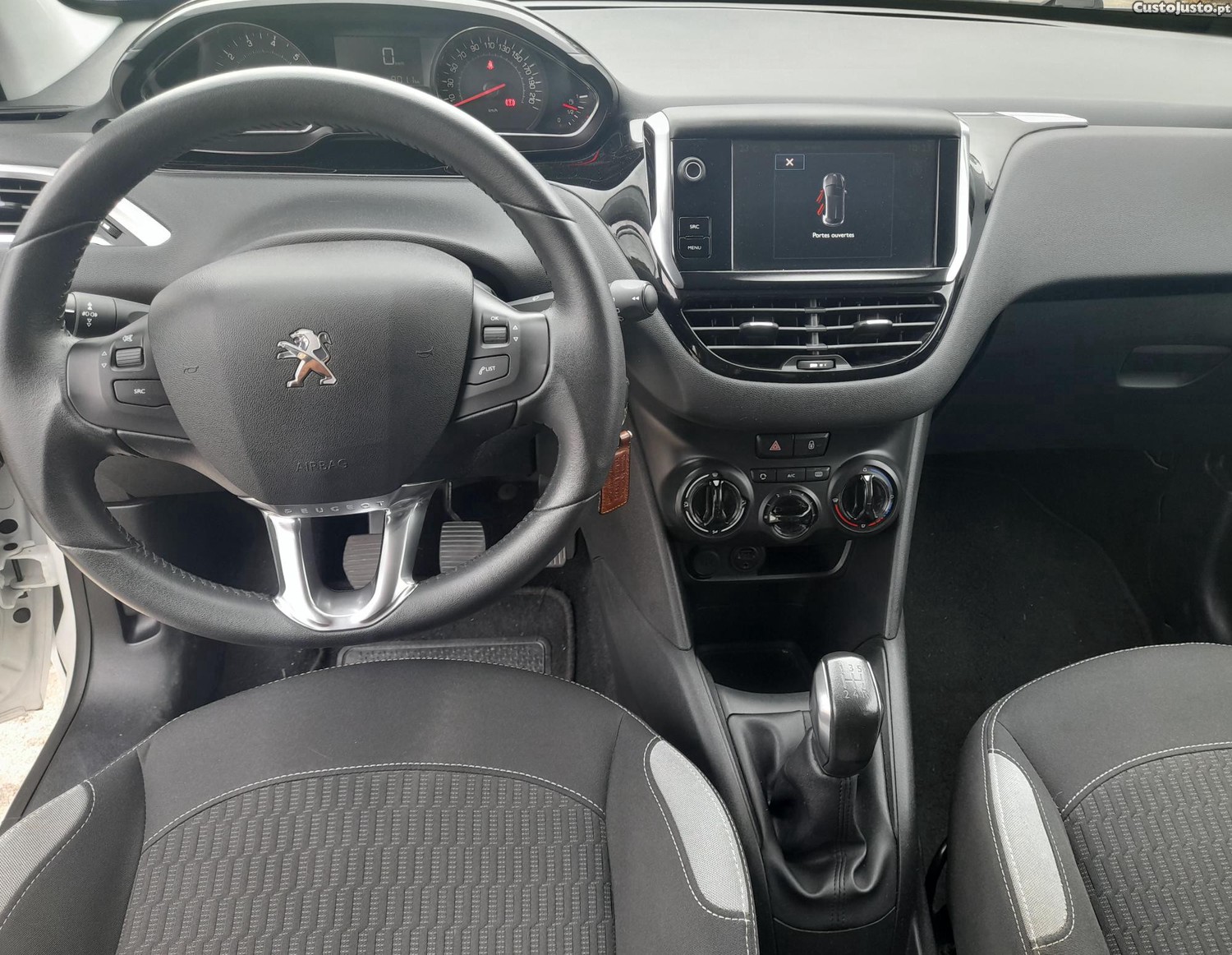 Peugeot 208 1.2 Pure Tech - 15 foto 5
