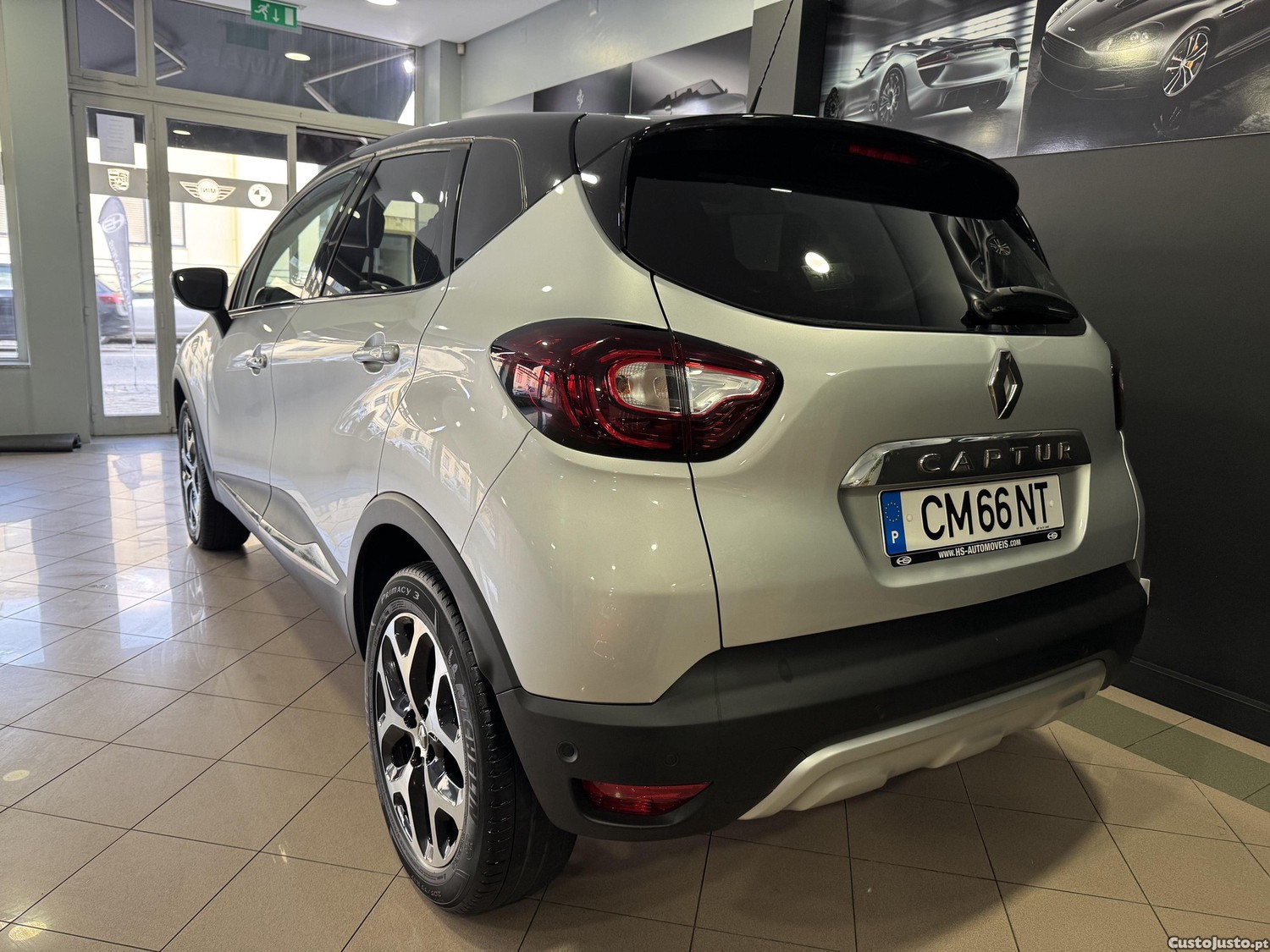 Renault Captur 0.9 Itens Energy - 17 — photo 5