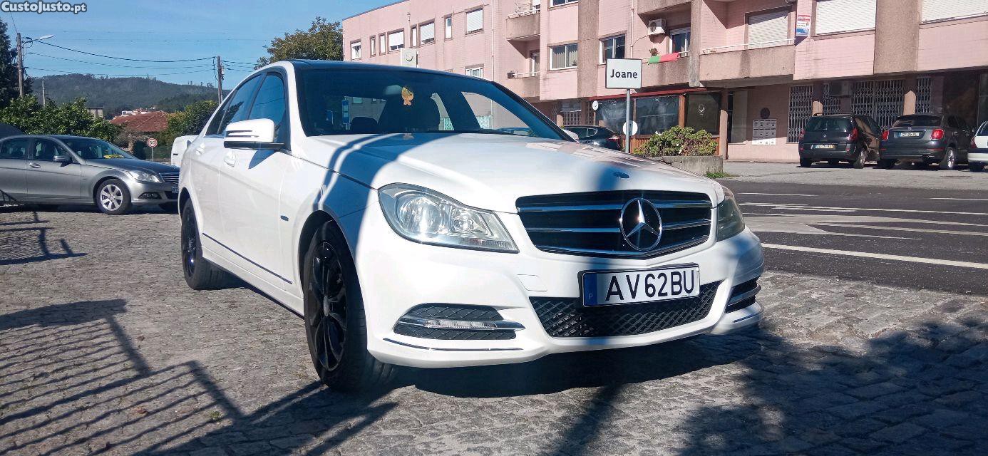 Mercedes-Benz C 220 CDI - 12 — photo 2