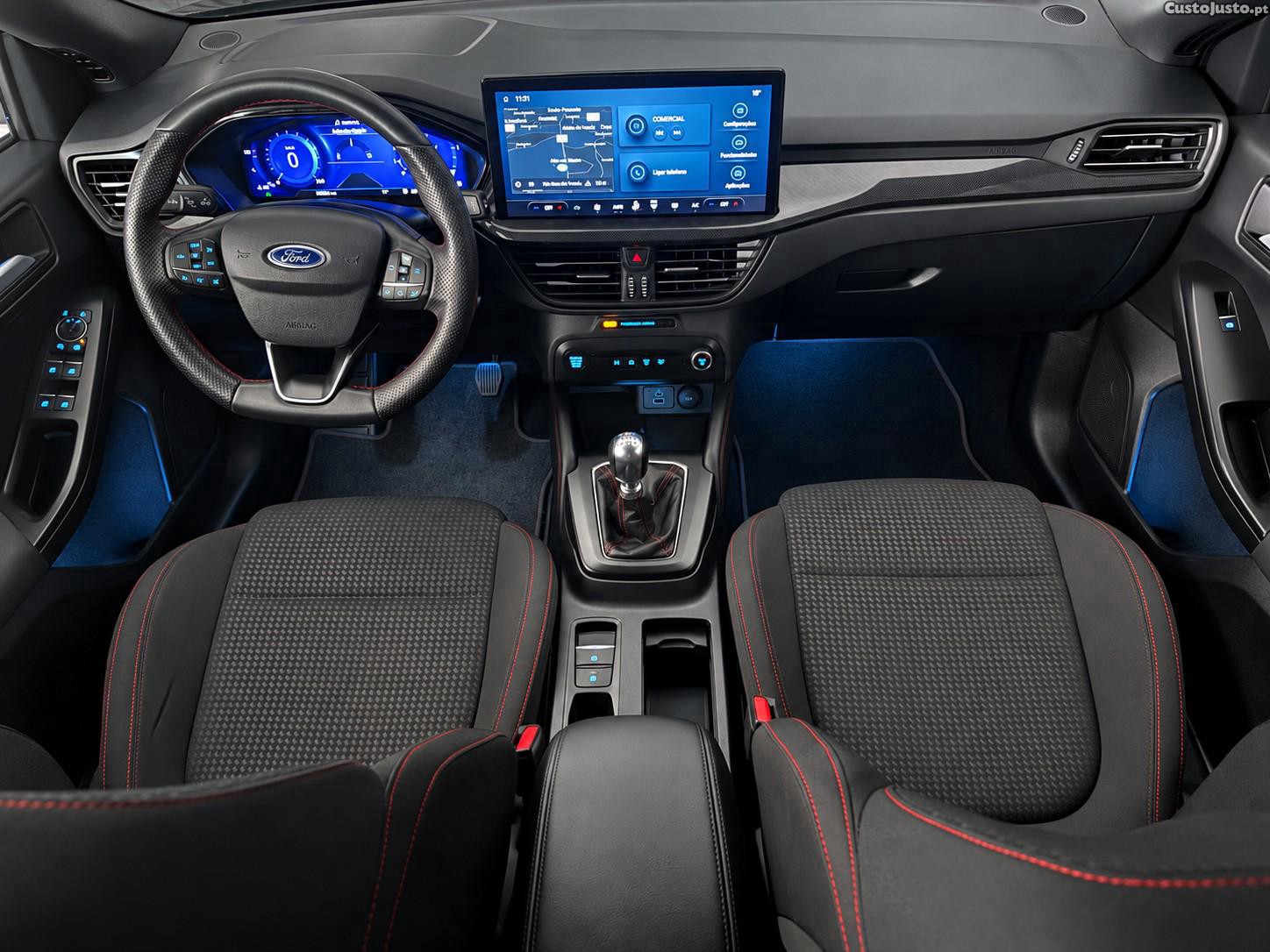 Ford Focus 1.0 EcoBoost MHEV ST-Line - 23 — photo 5