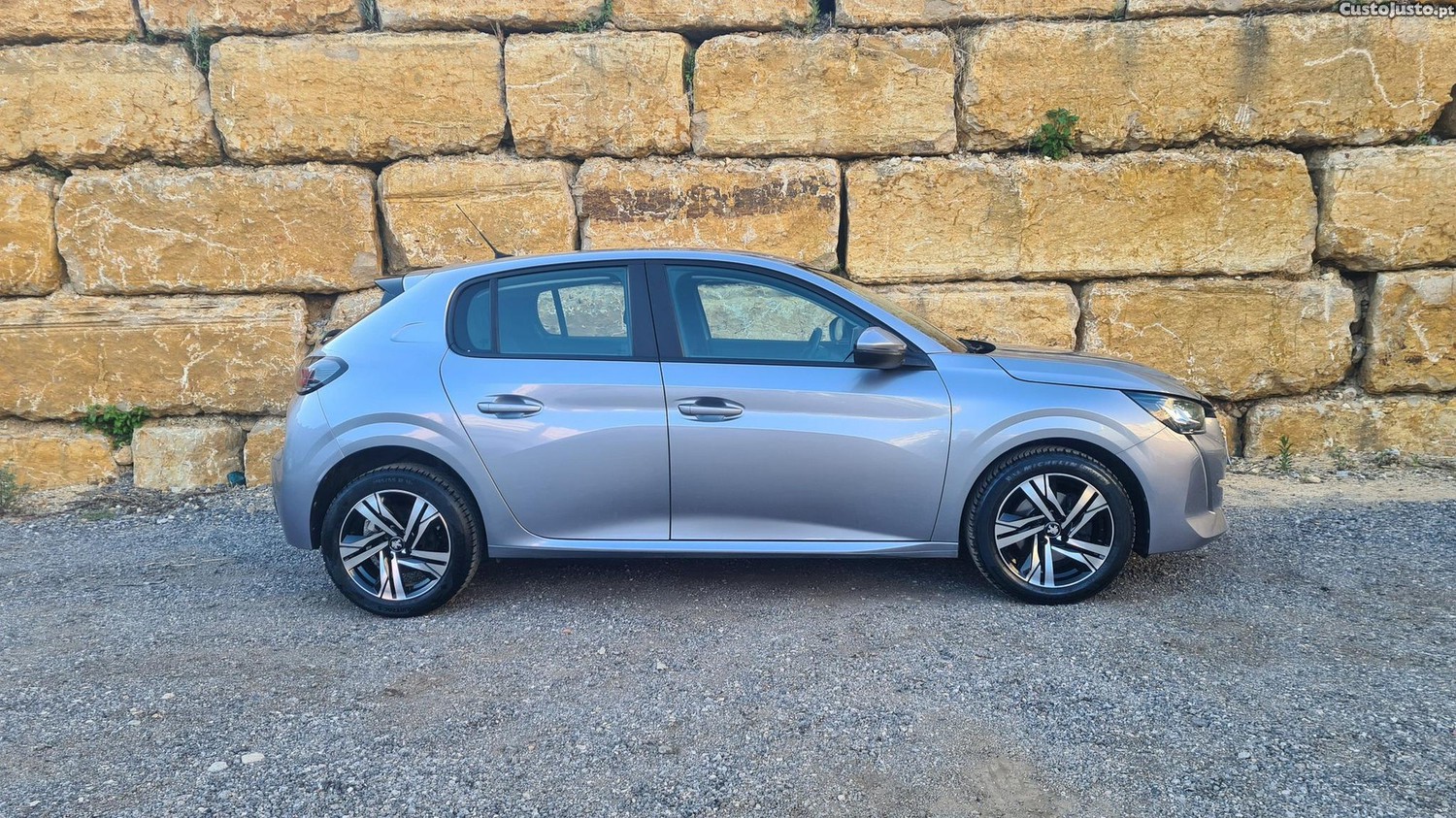 Peugeot 208 1.5 BlueHDi Active - 20 — photo 4