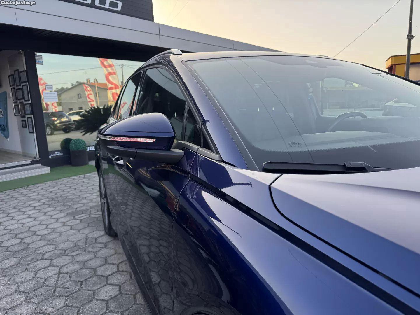 Audi Q4 40 82 kwh — fotografia 9