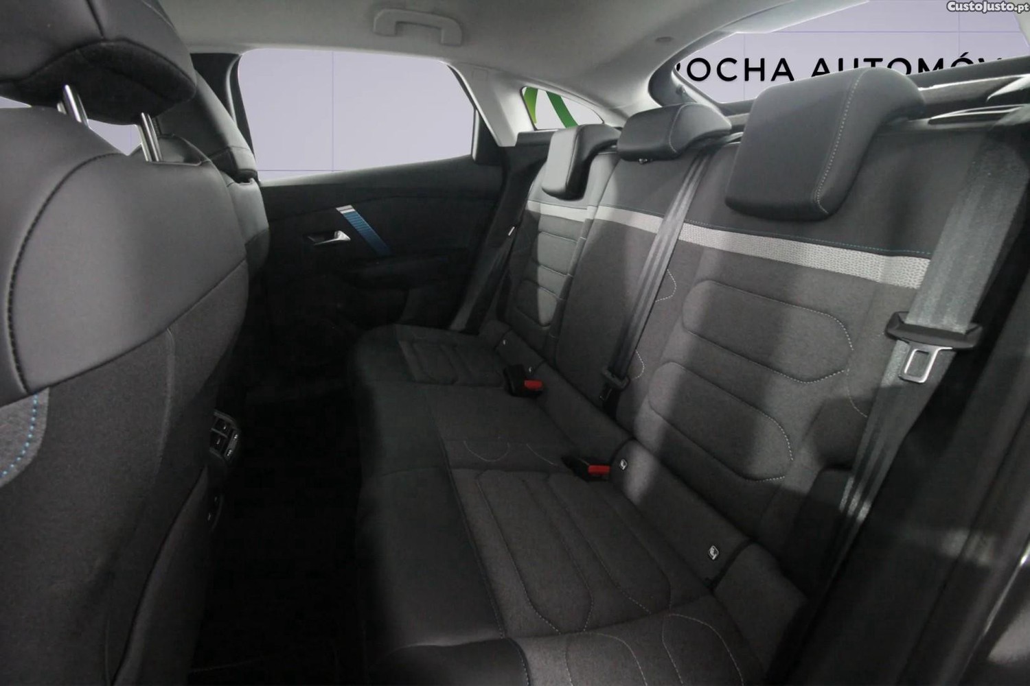 Citroën e-C4 50 kWh Feel Pack — fotografia 3