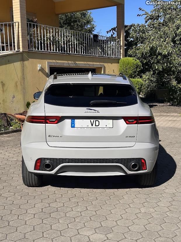 Jaguar E-Pace R-Dynamic S — fotografia 7