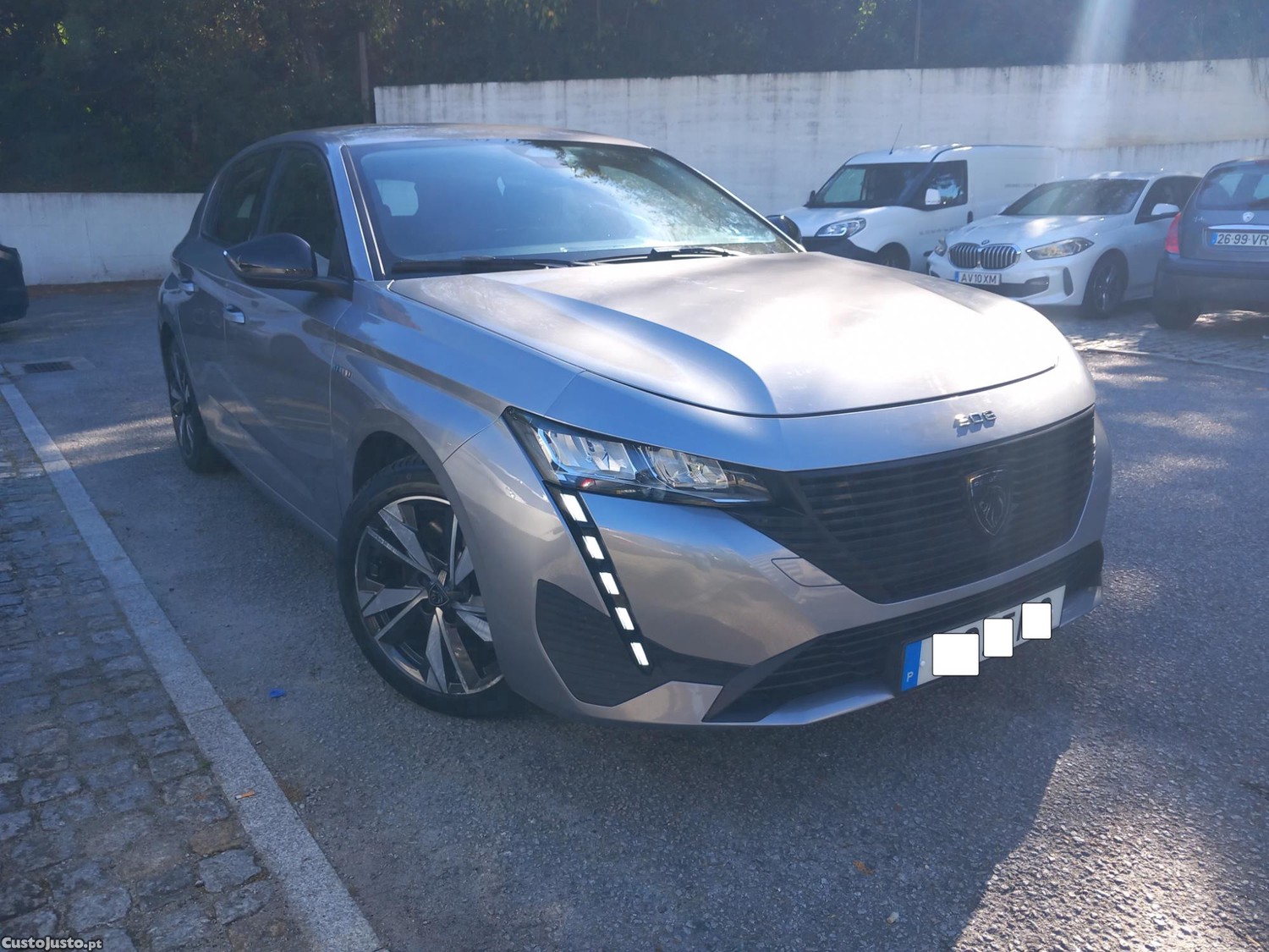 Peugeot 308 1.6 Hybrid Allure e-EAT8 - 22 — photo 2