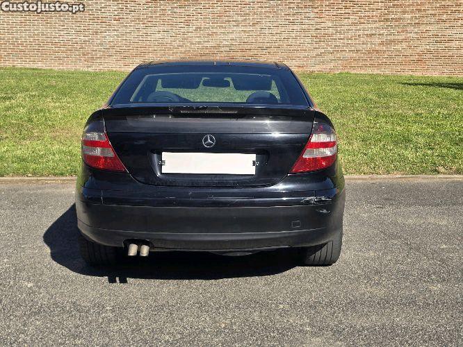 Mercedes-Benz C 220 SportCoupe — photo 4
