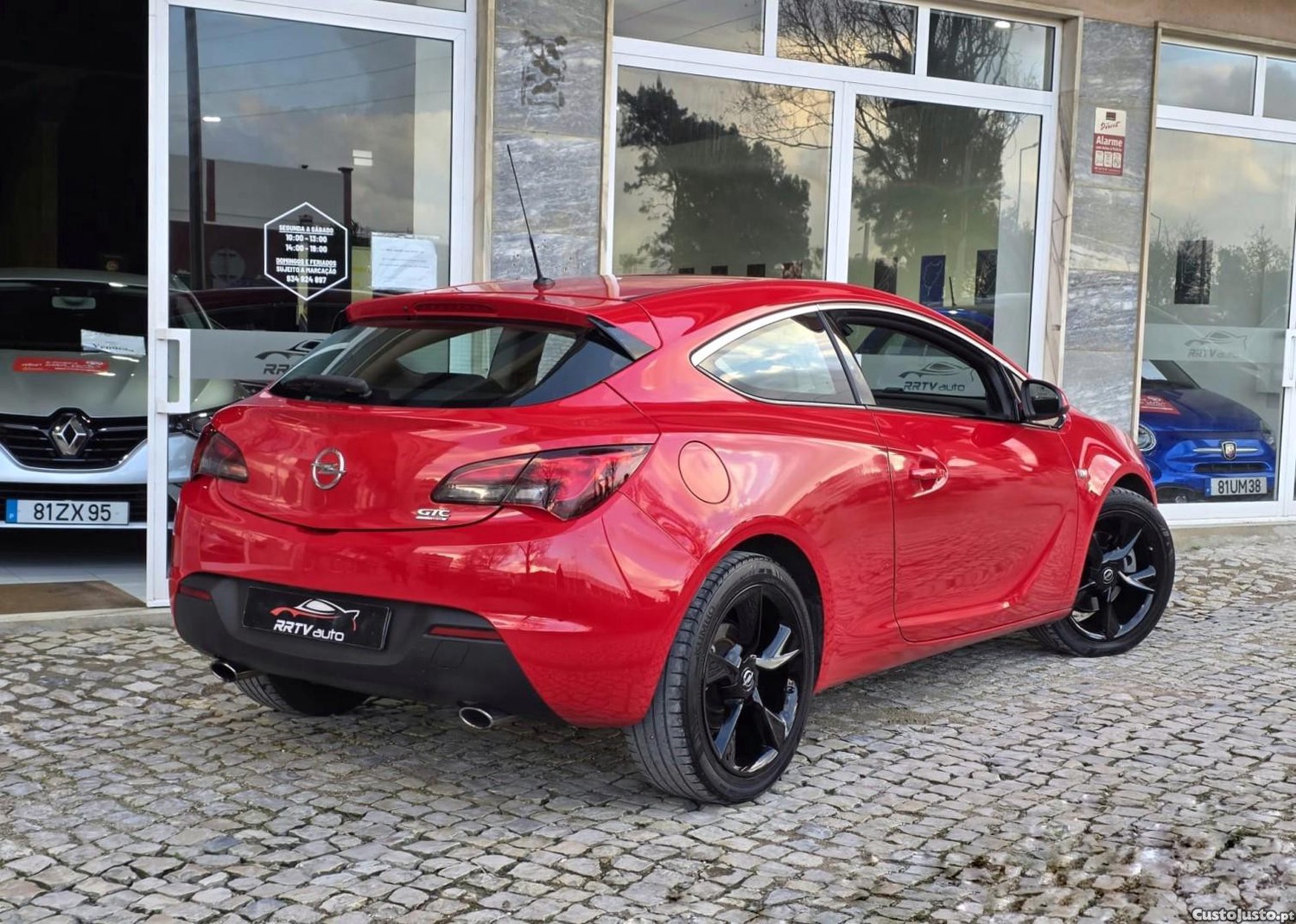 Opel Astra 1.6 T S/S J20 — fotografia 12