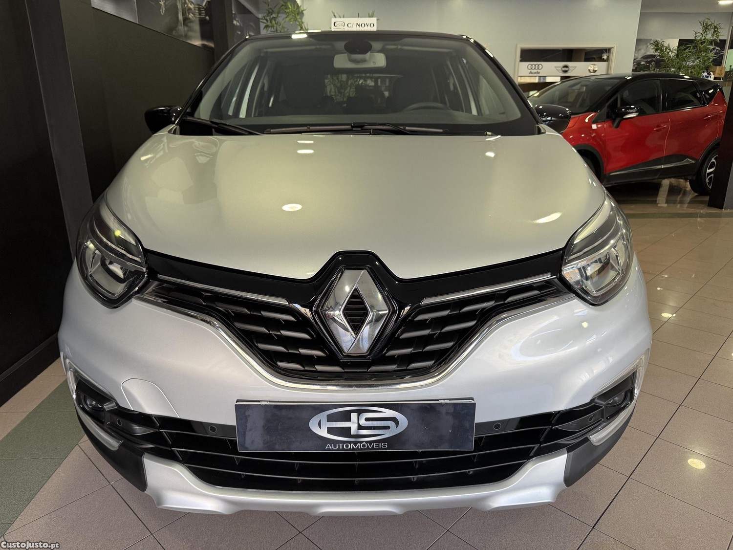 Renault Captur 0.9 Itens Energy - 17 — photo 3