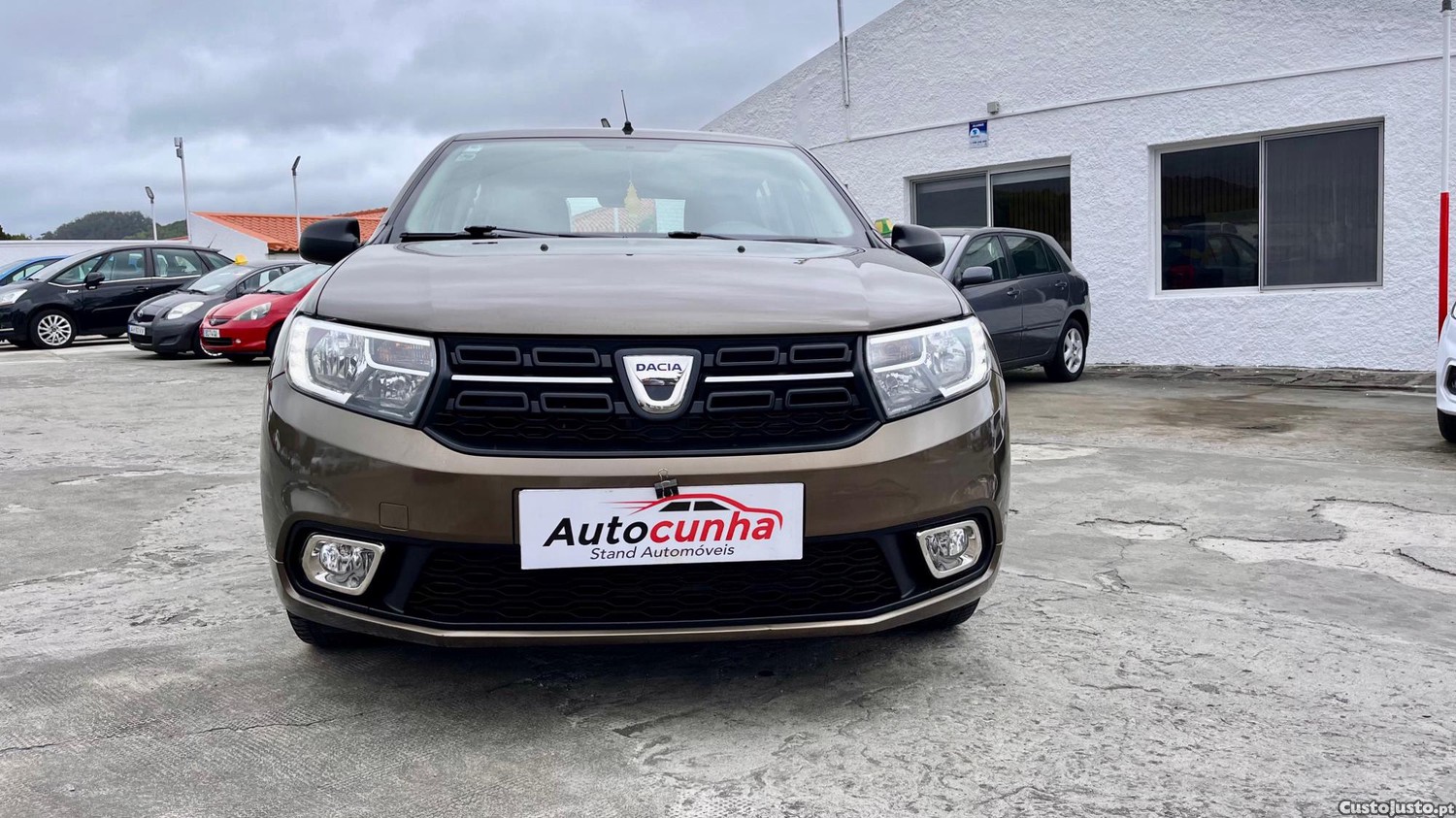Dacia Sandero 1.0 SCe Essential — photo 2