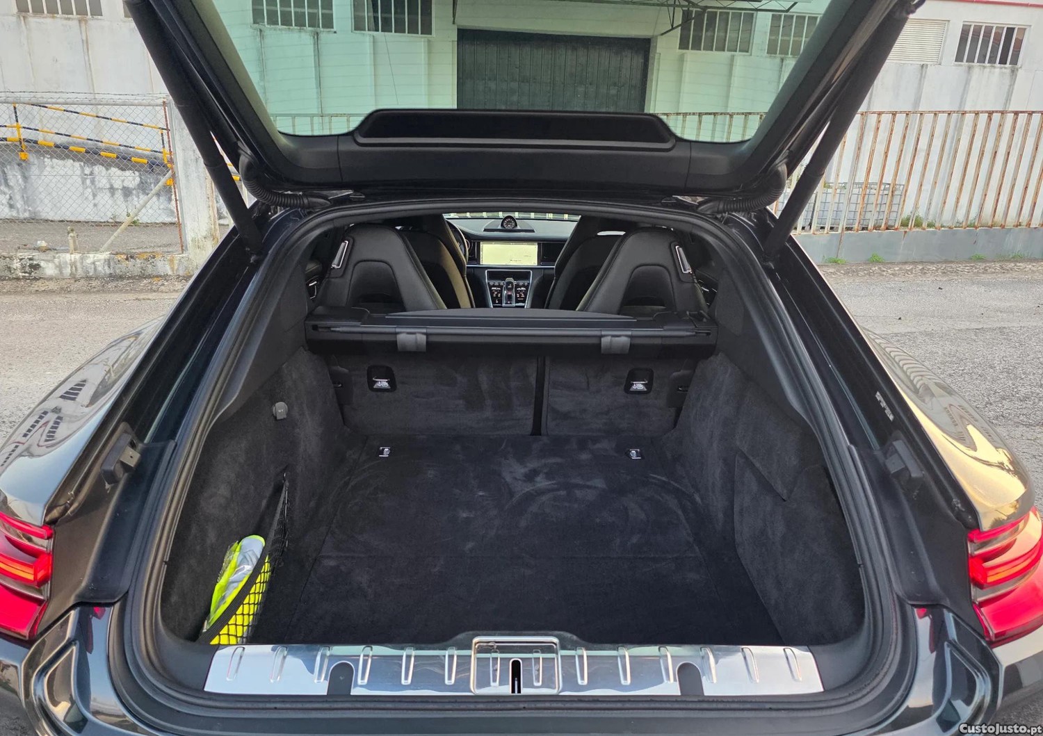 Porsche Panamera 4 E-Hybrid Executive — fotografia 6