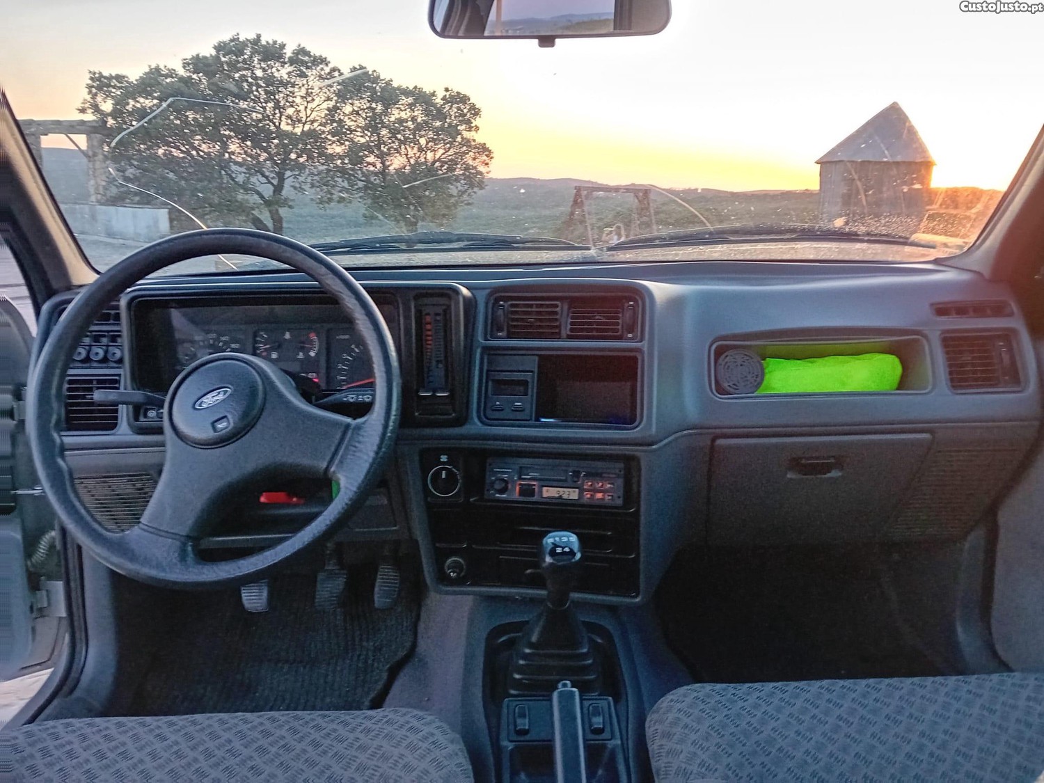 Ford Sierra 1.6 GL  KIT RS — photo 5