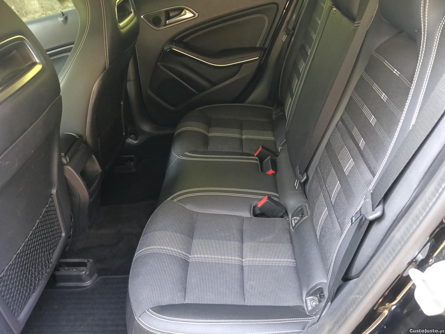 Mercedes-Benz A 180 Urban — fotografia 9
