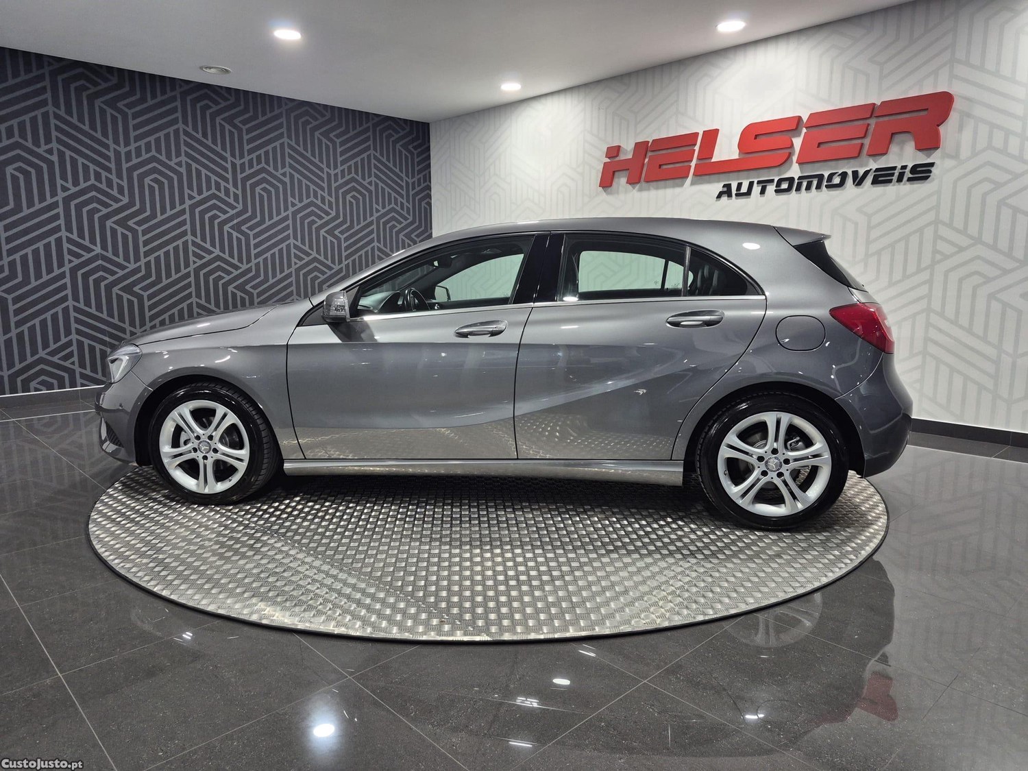 Mercedes-Benz A 180 d Urban — fotografia 5