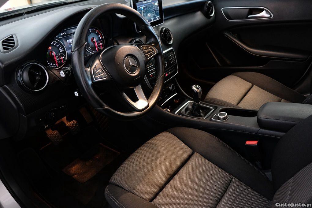 Mercedes-Benz A 160 CDI Style — fotografia 13