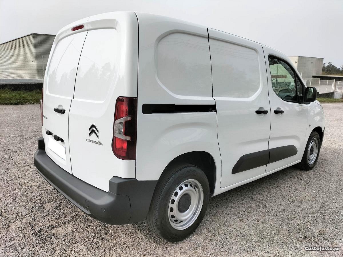 Citroën Berlingo 1.5HDI 100cv c/GPS — fotografia 8