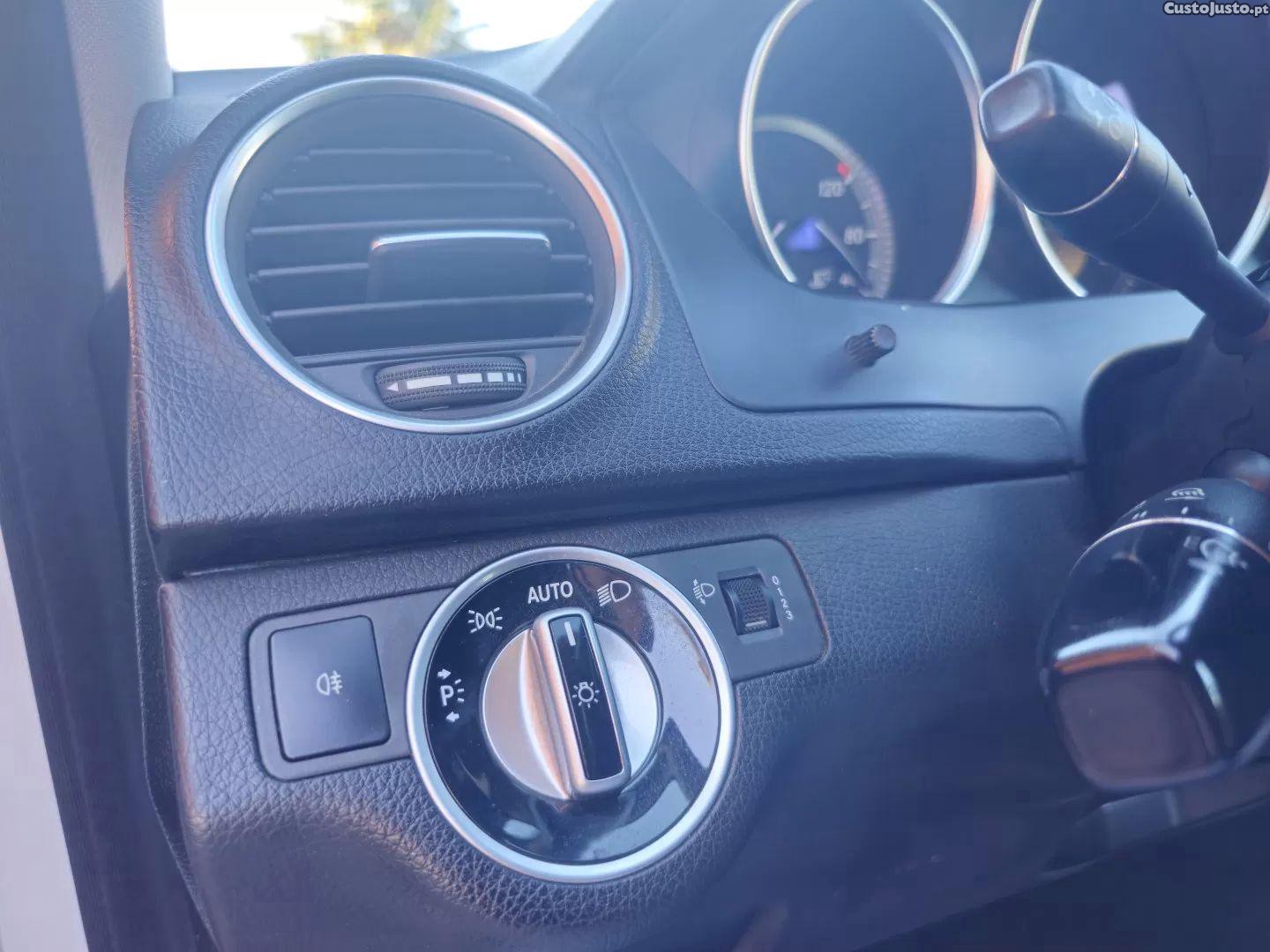 Mercedes-Benz C 200 Cdi classic blueefficiency — fotografia 3