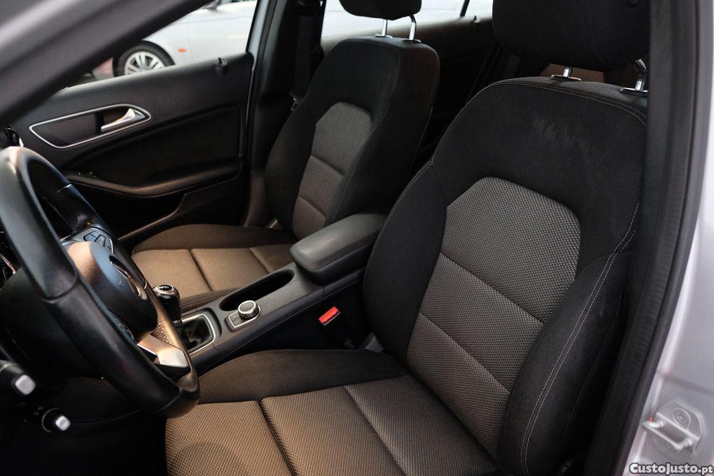 Mercedes-Benz A 160 CDI Style — fotografia 12