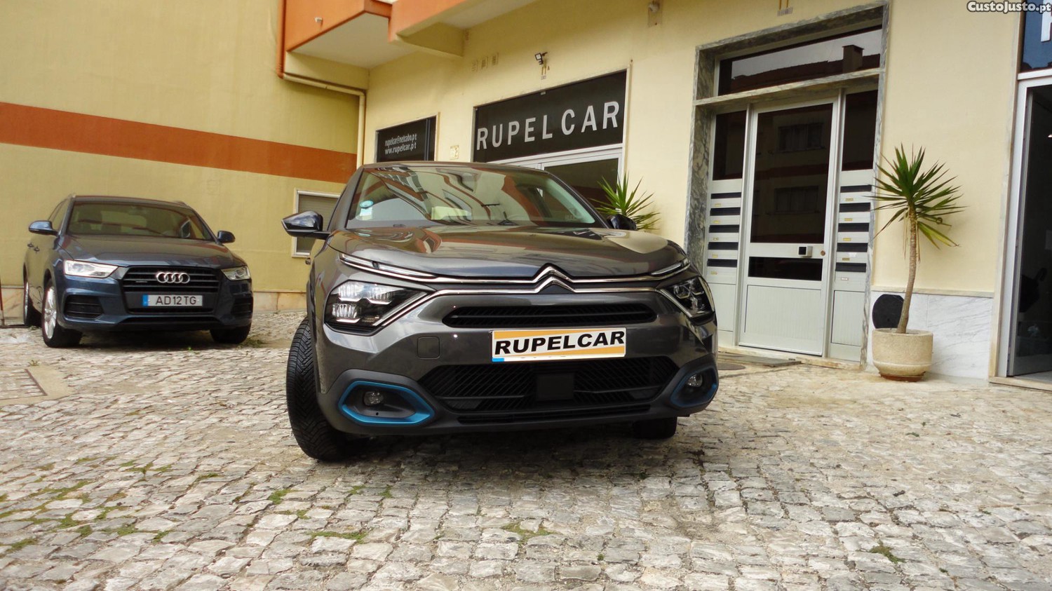 Citroën e-C4 FEEL PACK — fotografia 11
