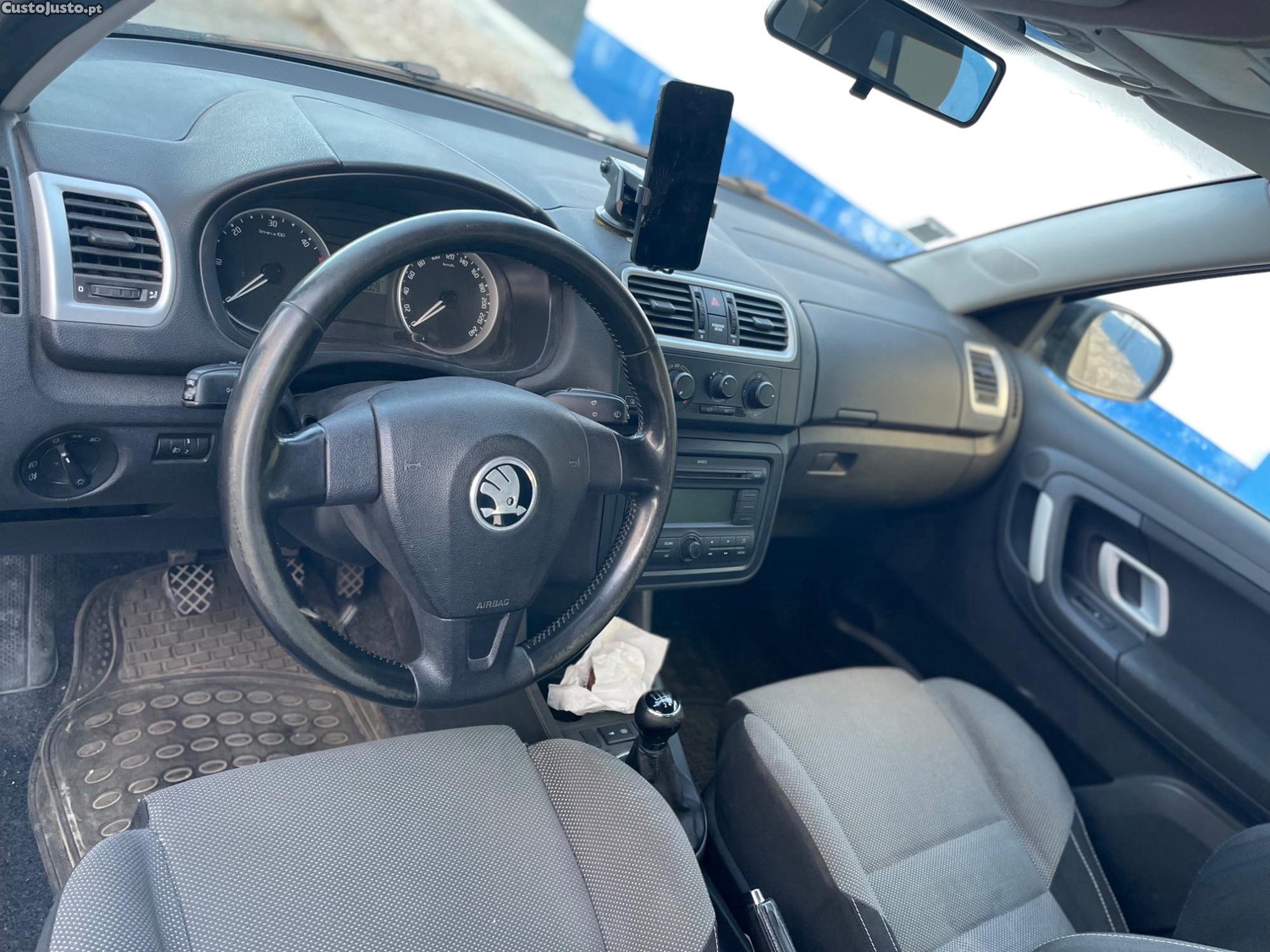 Skoda Fabia Confort — photo 2