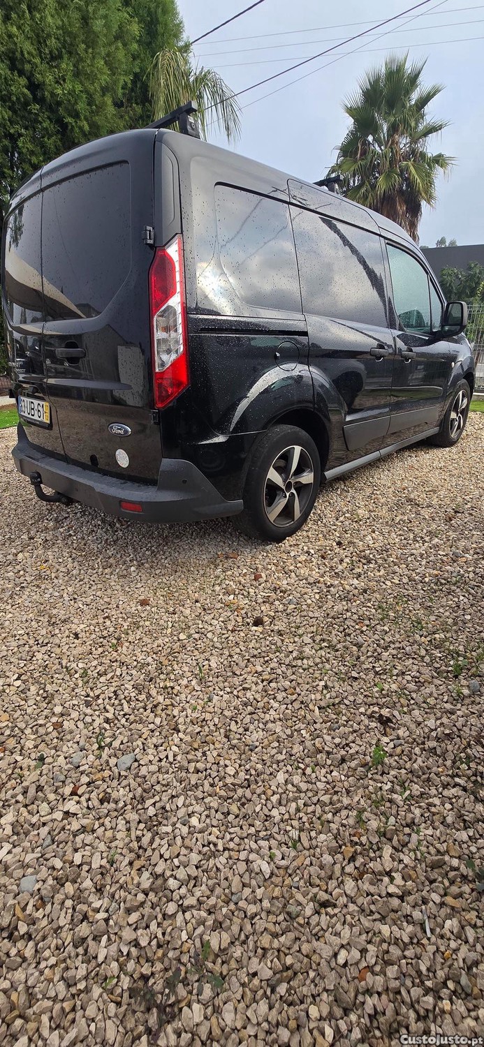 Ford Transit connect 3 lugares - 17 — photo 4