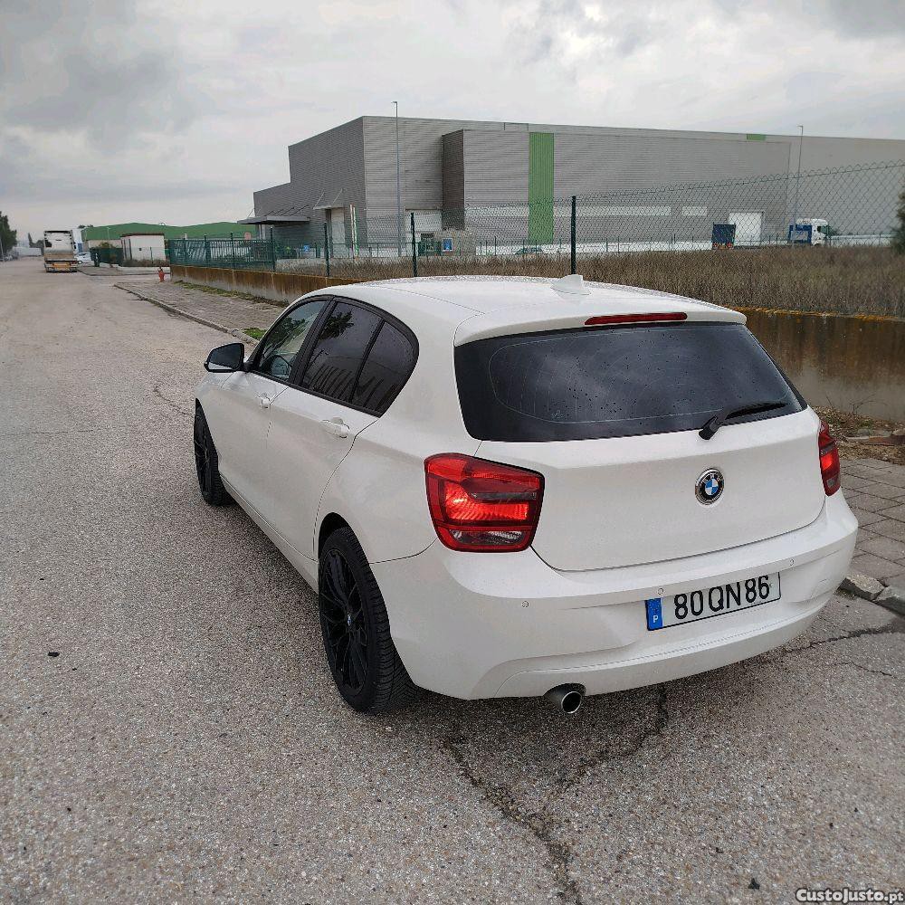 BMW 118 xDrive — fotografia 5