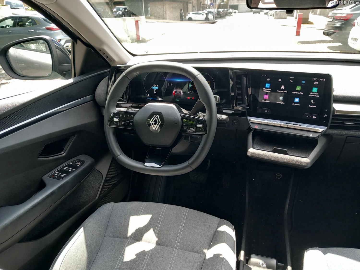 Renault Mégane E-Tech EV60 Techno — fotografia 4