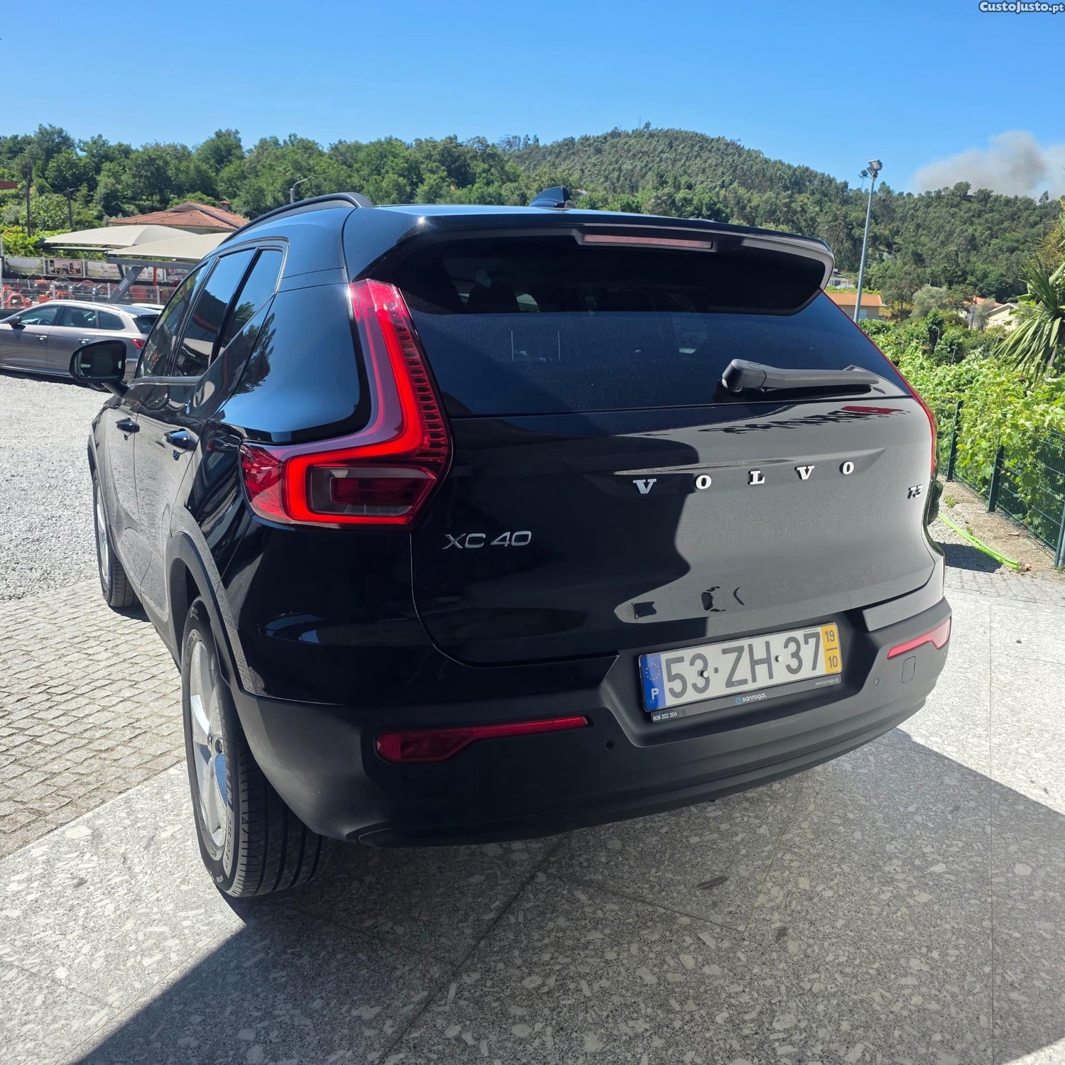 Volvo XC40 1.5 T3 Momentum - 19 foto 5