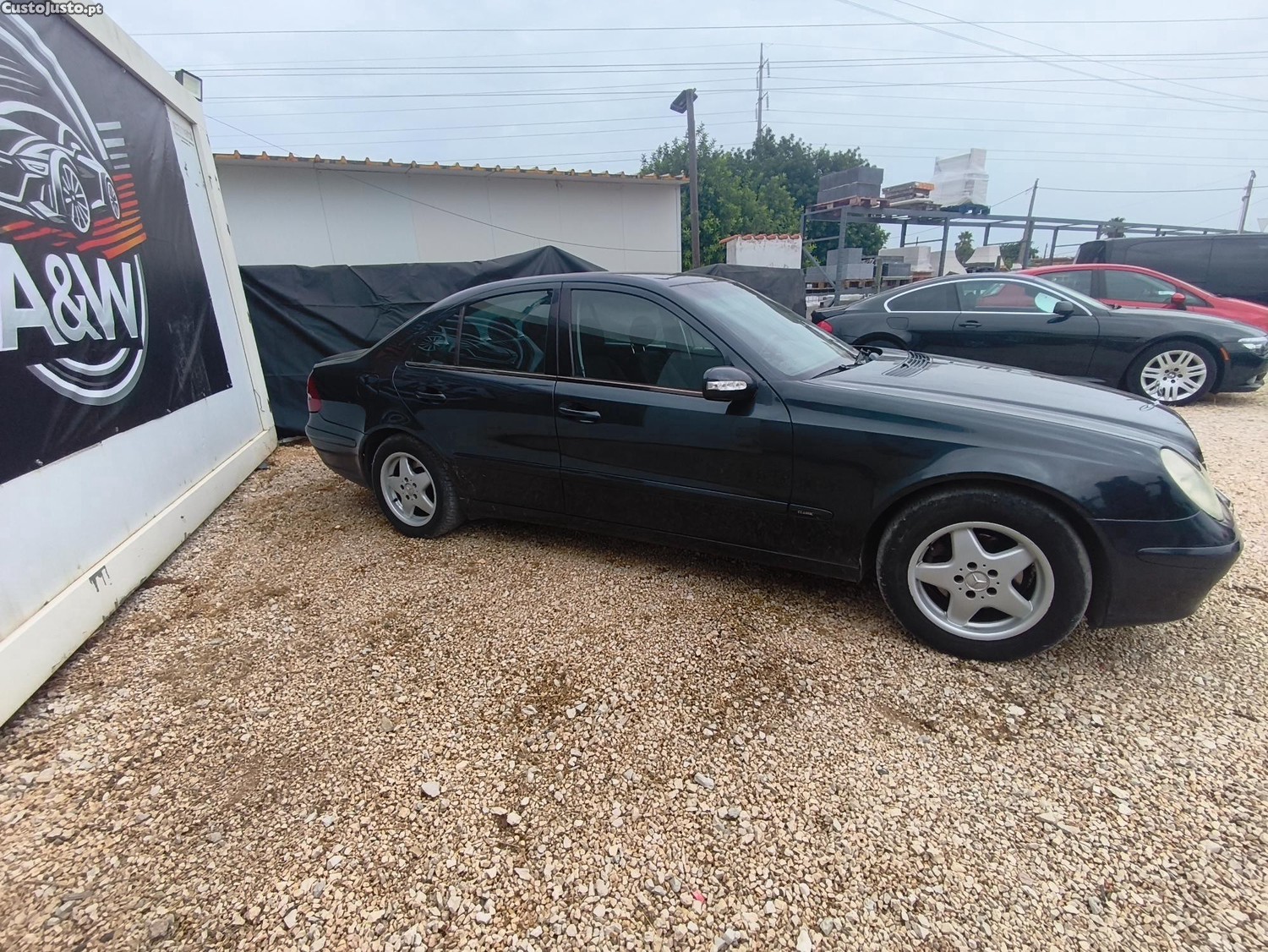 Mercedes-Benz E 220 Classic — fotografia 10